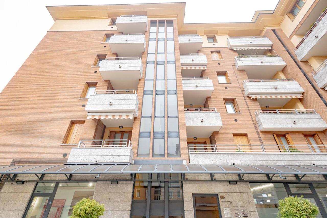 Appartamento Bomboniera Milano Zona Rho Fiera - Bilocale 70Mq Senago Esterno foto